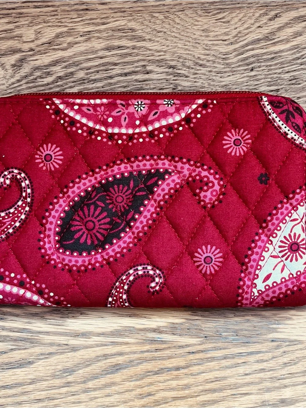 Vera Bradley Mesa Red Zip Around Wallet Paisley Retired 2006. Strap for wristlet - Picture 4 of 6